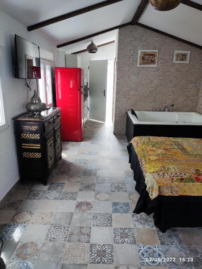 Villa Egipto Con Jacuzzi Y Piscina Climatizada Chiclana de la Frontera Eksteriør bilde