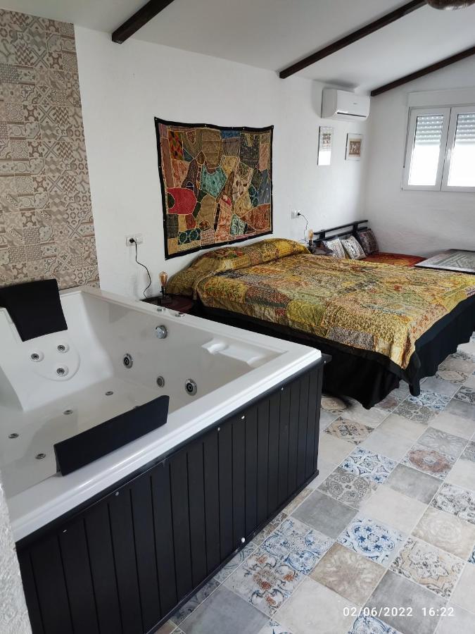 Villa Egipto Con Jacuzzi Y Piscina Climatizada Chiclana de la Frontera Eksteriør bilde